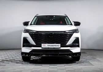 Подержанный автомобиль Changan UNI-S 2024 года (2 фото)