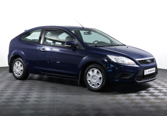 Подержанный автомобиль Ford Focus Hatchback 2010 года (3 фото)