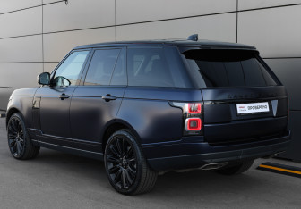 Подержанный автомобиль Land Rover Range Rover 2018 года (7 фото)