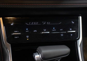 Подержанный автомобиль Changan CS75 2021 года (23 фото)