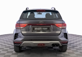 Подержанный автомобиль Kia Rio Hatchback 2021 года (6 фото)