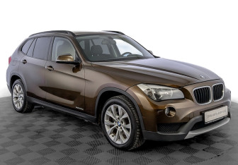 Подержанный автомобиль BMW X1 2012 года (3 фото)