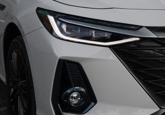 Подержанный автомобиль Chery Arrizo 8 2024 года (24 фото)