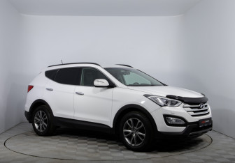 Подержанный автомобиль Hyundai Santa Fe 2013 года (3 фото)