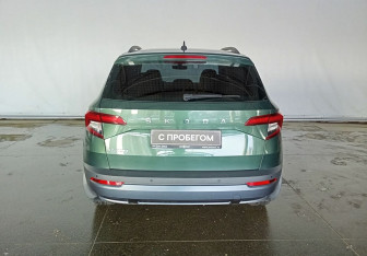 Подержанный автомобиль Skoda Karoq 2021 года (6 фото)