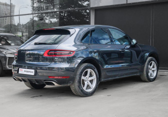 Подержанный автомобиль Porsche Macan 2018 года (4 фото)