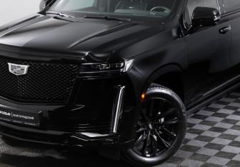Подержанный автомобиль Cadillac Escalade Suv 2022 года (32 фото)
