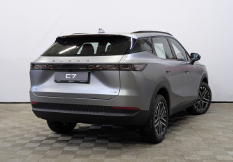 Новый Omoda C7 2025 (2 фото)