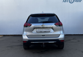 Подержанный автомобиль Nissan X-Trail 2020 года (6 фото)