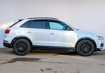 Подержанный автомобиль Audi Q3 2017 года (4 фото)