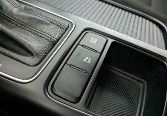 Подержанный автомобиль Kia Sorento 2014 года (14 фото)