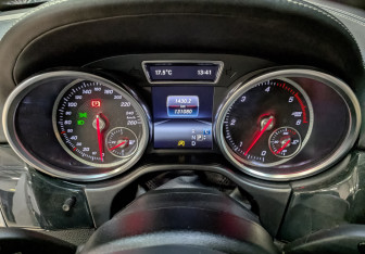 Подержанный автомобиль Mercedes-Benz GLE 2017 года (13 фото)