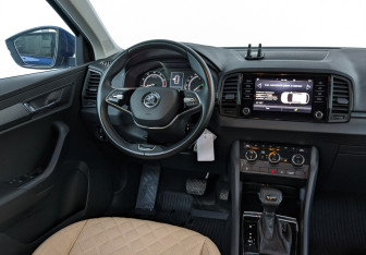 Подержанный автомобиль Skoda Karoq 2021 года (27 фото)