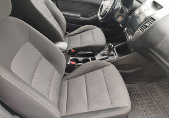 Подержанный автомобиль Kia Cerato Sedan 2019 года (9 фото)