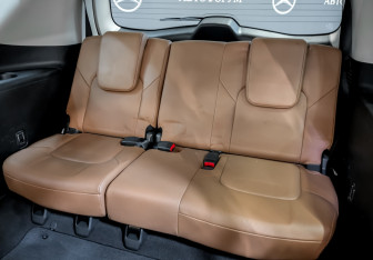 Подержанный автомобиль Infiniti QX80 2019 года (13 фото)