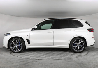 Новый BMW X5 2025 (6 фото)