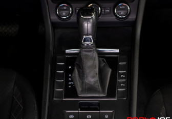 Подержанный автомобиль Skoda Superb Liftback 2016 года (13 фото)