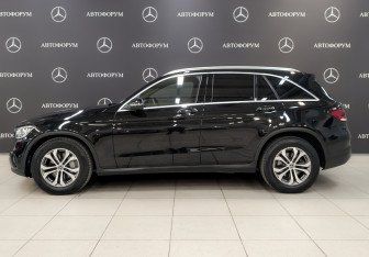 Подержанный автомобиль Mercedes-Benz GLC Coupe 2020 года (8 фото)