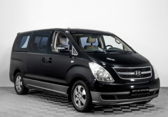 Подержанный автомобиль Hyundai Grand Starex 2009 года (2 фото)