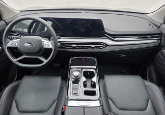 Подержанный автомобиль JAC JS6 2023 года (11 фото)