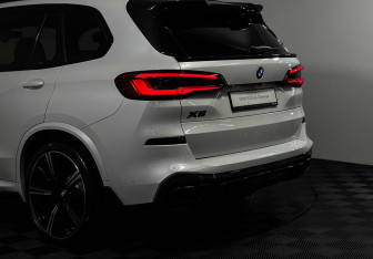 Подержанный автомобиль BMW X5 2019 года (21 фото)