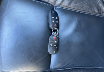 Подержанный автомобиль Volvo XC90 2014 года (18 фото)