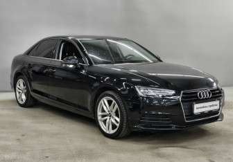 Подержанный автомобиль Audi A4 Sedan 2019 года (3 фото)