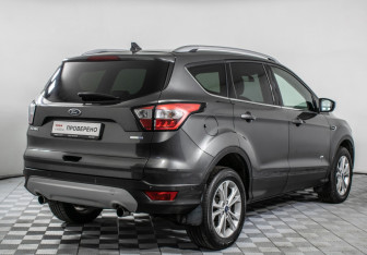 Подержанный автомобиль Ford Kuga 2019 года (5 фото)