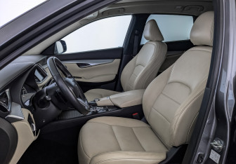 Подержанный автомобиль Infiniti QX50 2021 года (20 фото)