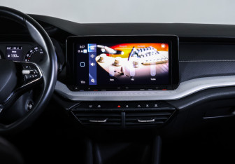 Подержанный автомобиль Skoda Octavia Liftback 2022 года (14 фото)