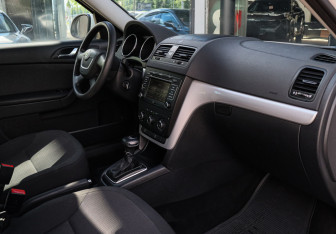 Подержанный автомобиль Skoda Yeti 2010 года (7 фото)