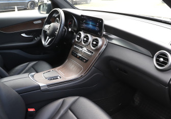 Подержанный автомобиль Mercedes-Benz GLC Coupe 2019 года (9 фото)