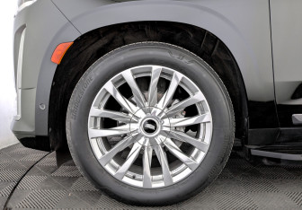 Подержанный автомобиль Cadillac Escalade Suv 2021 года (19 фото)