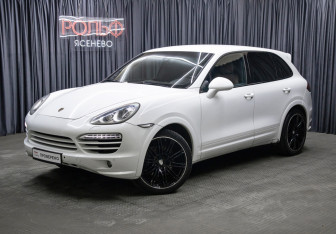 Подержанный автомобиль Porsche Cayenne 2013 года (1 фото)
