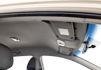 Подержанный автомобиль Hyundai Solaris Hatchback 2012 года (22 фото)