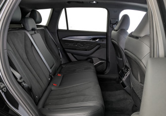 Новый Geely Monjaro 2025 (12 фото)