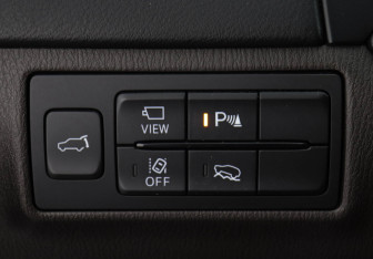 Подержанный автомобиль Mazda CX-9 2022 года (21 фото)