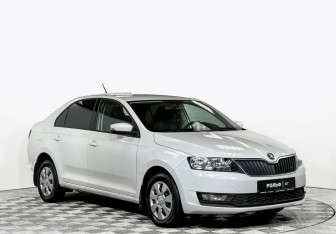 Подержанный автомобиль Skoda Rapid Liftback 2019 года (3 фото)