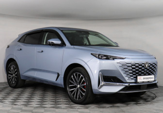 Подержанный автомобиль Changan UNI-K 2023 года (3 фото)