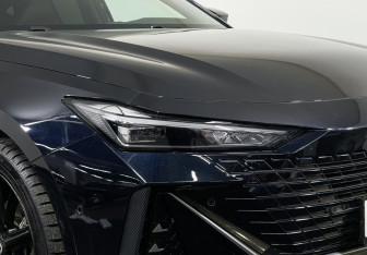 Подержанный автомобиль Changan UNI-V 2024 года (20 фото)