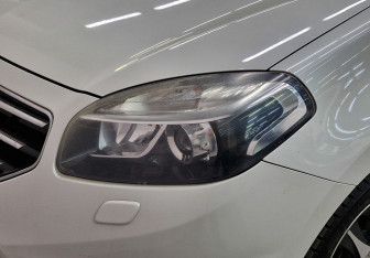 Подержанный автомобиль Renault Koleos 2013 года (11 фото)