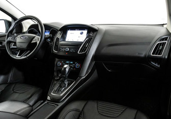 Подержанный автомобиль Ford Focus Sedan 2017 года (5 фото)