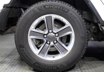 Подержанный автомобиль Jeep Wrangler 2020 года (28 фото)