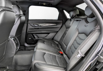 Подержанный автомобиль Cadillac CT6 2019 года (12 фото)