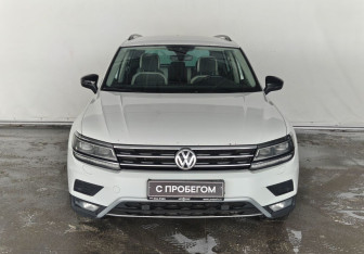 Подержанный автомобиль Volkswagen Tiguan 2020 года (2 фото)