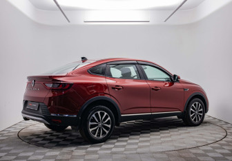 Подержанный автомобиль Renault Arkana 2021 года (5 фото)