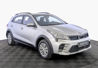 Подержанный автомобиль Kia Rio Hatchback 2021 года (3 фото)