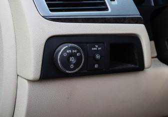 Подержанный автомобиль Cadillac Escalade Suv 2007 года (19 фото)