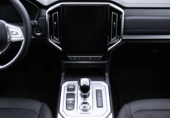 Подержанный автомобиль JAC T9 2024 года (12 фото)