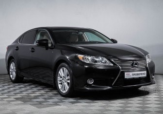 Подержанный автомобиль Lexus ES 2013 года (3 фото)